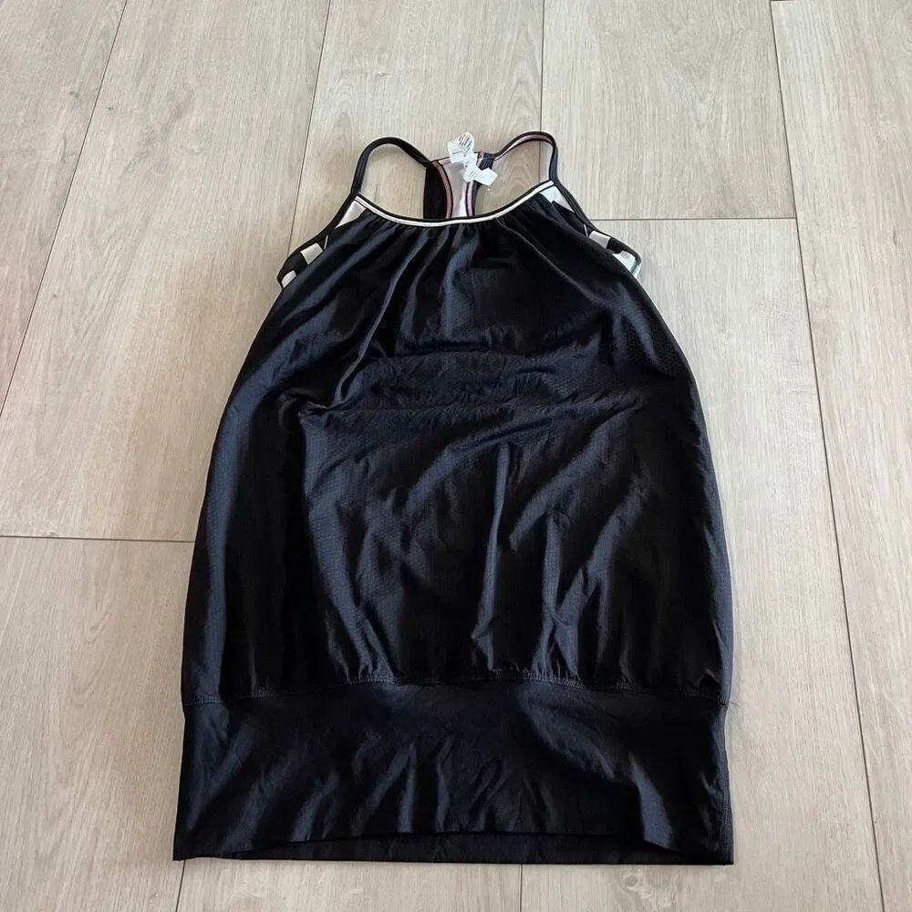 Lululemon Racerback Workout Athletic Tank Top size 4